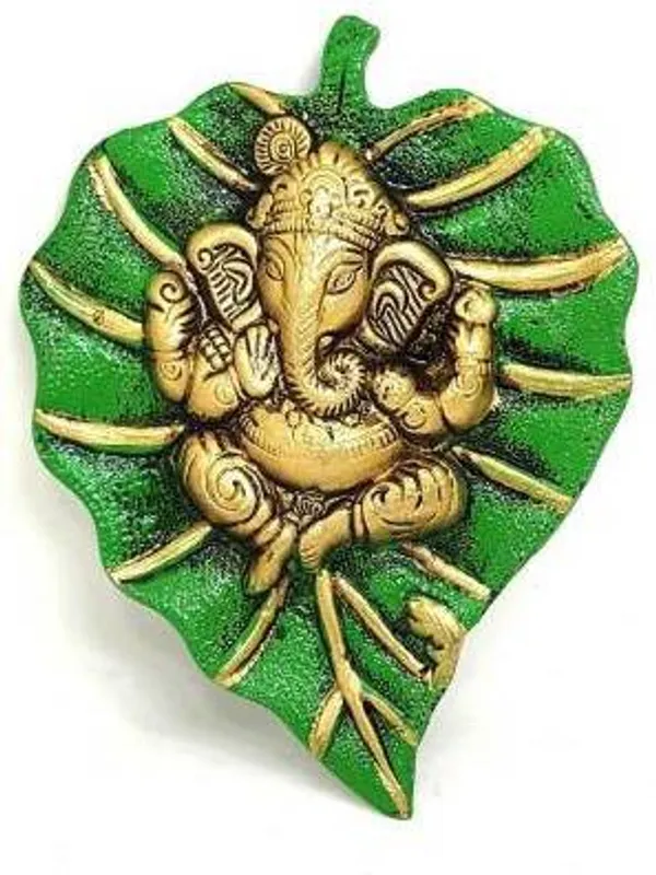 Wall_Hanging_Green_Patta_Lef_Ganesha_Set_Decorative_Showpiece_-_16_Cm_(Aluminium)